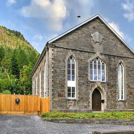 Finest Retreats - Luxury Converted Chapel With Hot Tub & Games Room Dinas Mawddwy Exterior foto
